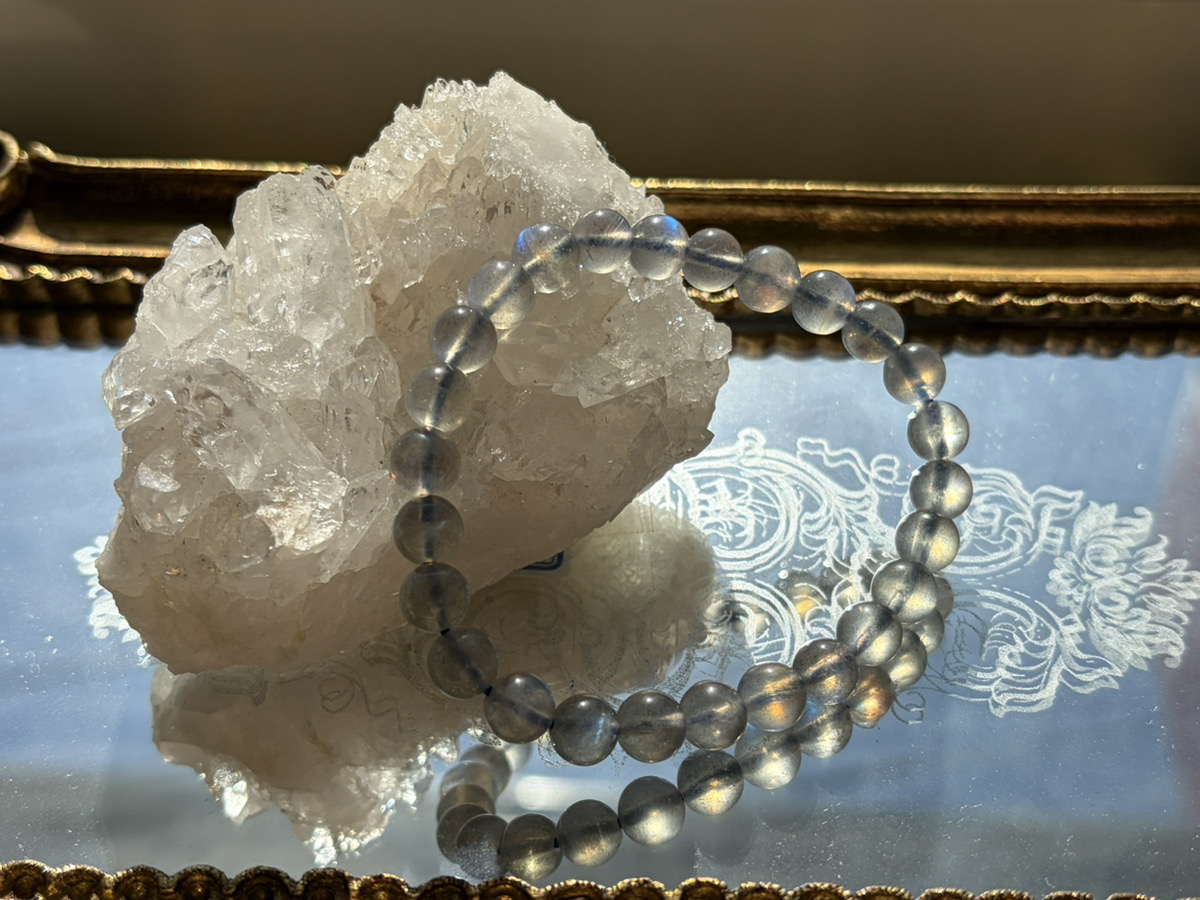 ラブラドライト　7φ　～直観力や創造性を高める目覚めの石～